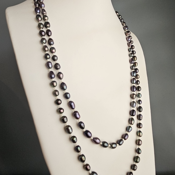 Genuine Black Pearl Necklace 54-inch Extra Long Beaded Single Strand GUC - Picture 4 of 13